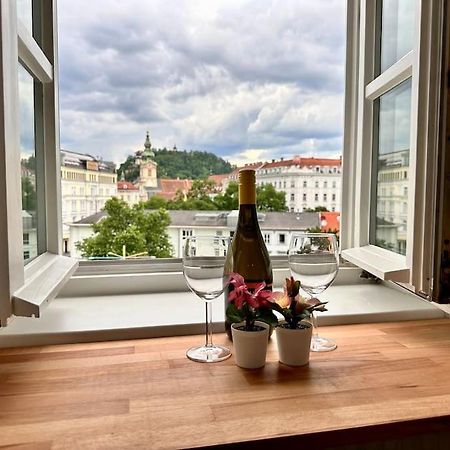 Panorama Schlossberg & Jacuzzi Грац Экстерьер фото